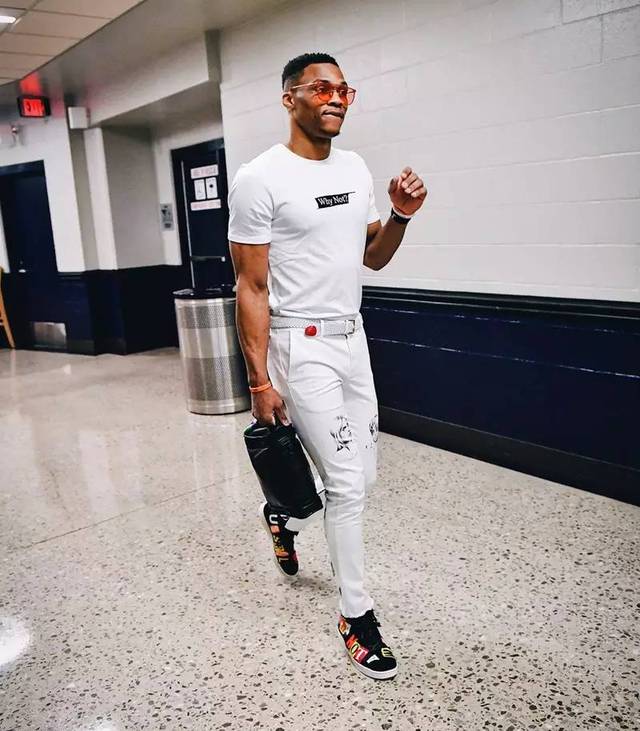 且在该牌面 且在该牌面